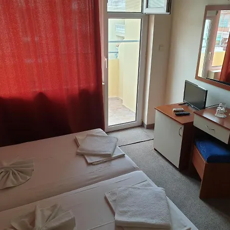 Family Diana Pomorie