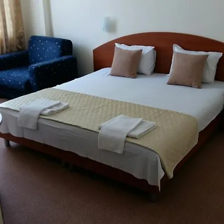 Family Diana Hotel 2*